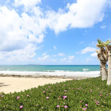 Апартаменти Dione Seaside