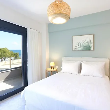 شقة Dione Seaside *