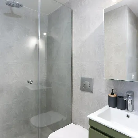 Dione Seaside * 헐소니소스