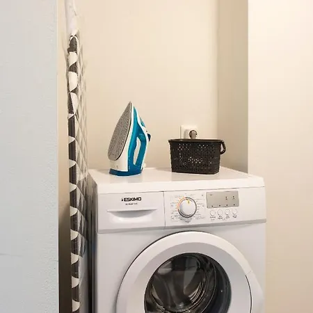 Dione Seaside Apartment